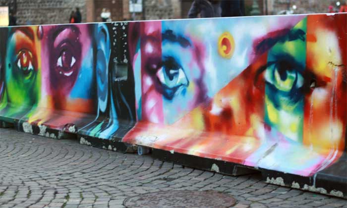authenticating and attributing art